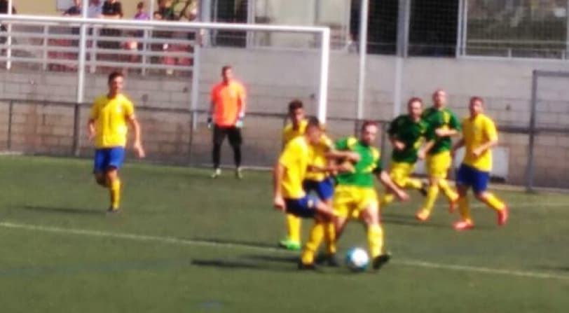 Tercera Catalana. Jornada 2. PEÑA RECREATIVA SANT FELIU - UE CASTELLDEFELS B: 1-1