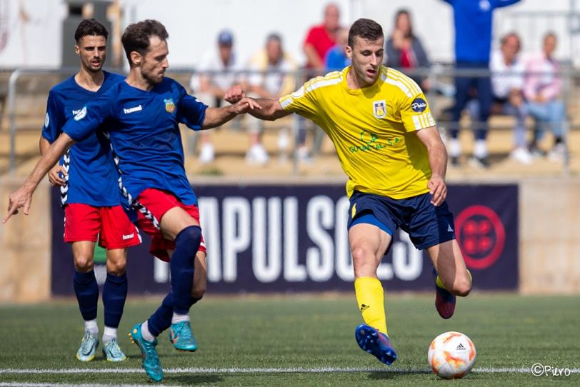 Tercera #RFEF (Grup 5). Jornada 5. UE CASTELLDEFELS - FC VILAFRANCA: 0-0. La manca de punteria ens condemna a l&#039;empat