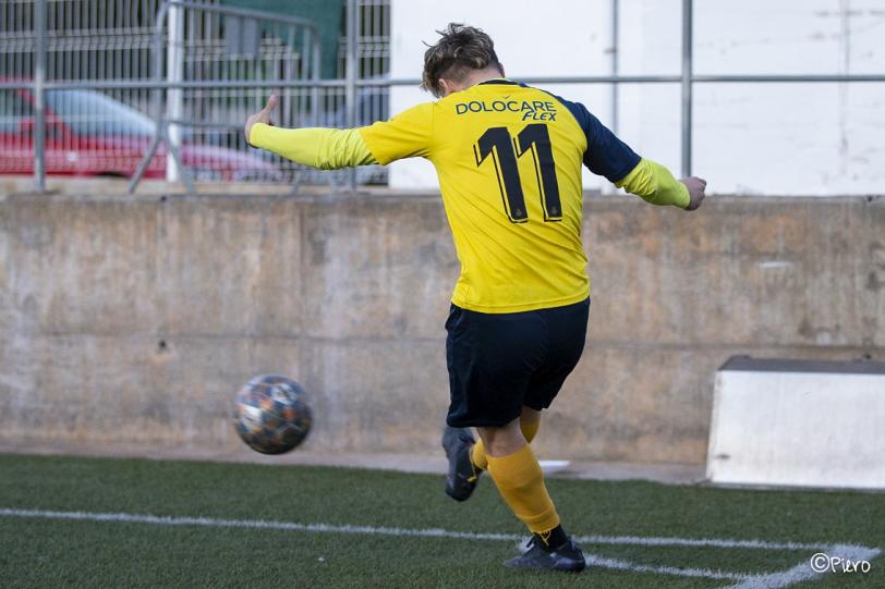 Tercera Catalana 21-22 (Grup 10). UE CASTELLDEFELS B - CF BEGUES: 3-0. Sisena victòria consecutiva