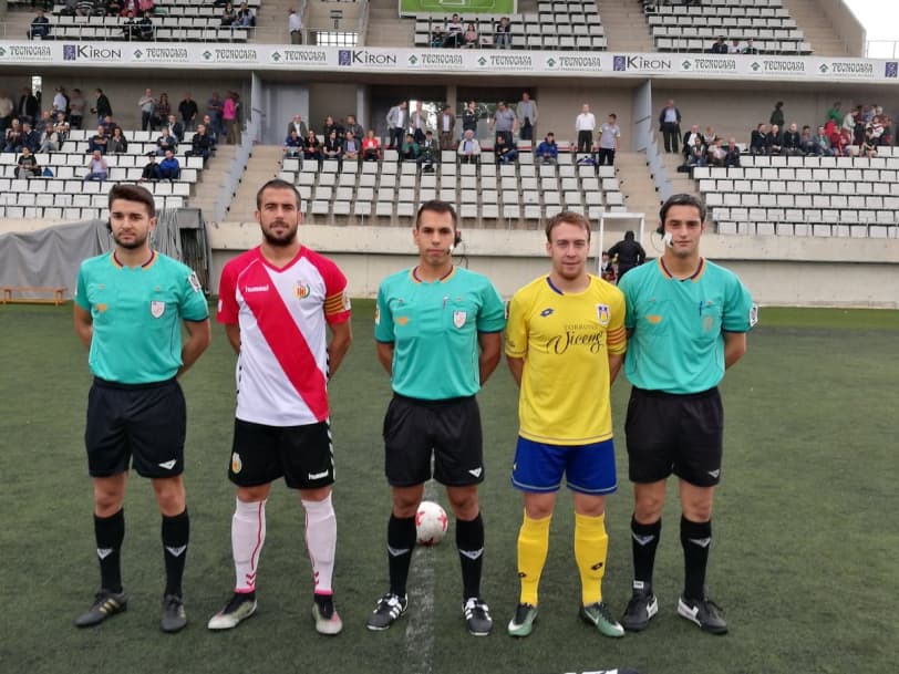 Jornada 8. CE L&#039;HOSPITALET - UE CASTELLDEFELS: 1-1. Valuós punt per a trencar la dinàmica