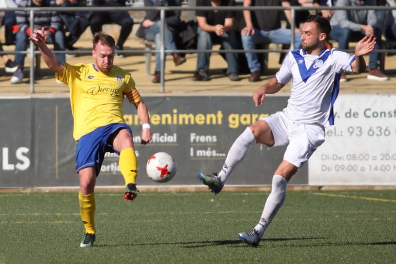 Tercera Divisió. Jornada 23. UE CASTELLDEFELS - CE EUROPA: 1-2. Mereixen més contra un Europa letal