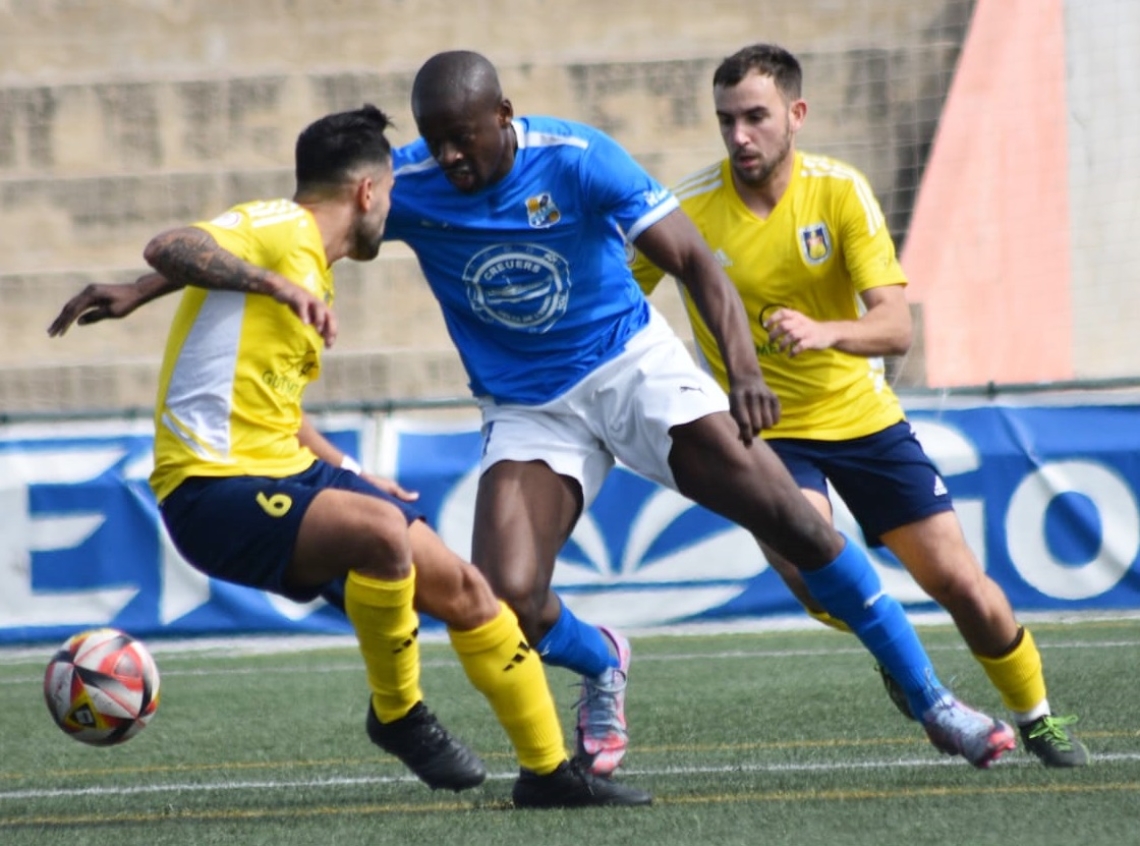 Tercera #RFEF5 23-24. Jornada 25. UE RAPITENCA - UE CASTELLDEFELS: 0-1. Es manté &#039;l&#039;estat de gràcia&#039; a domicili