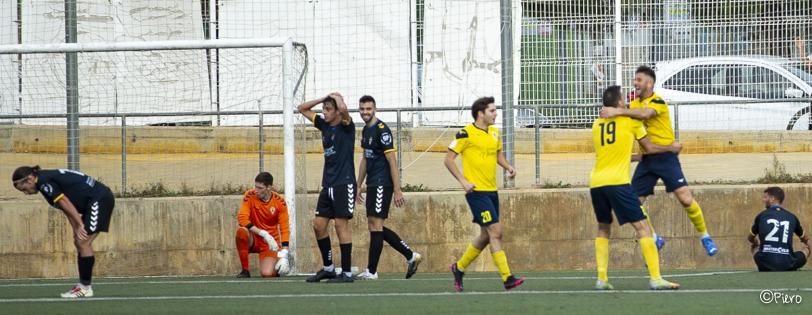 Tercera #RFEF 21-22 (Grup 5). Jornada 11. UE CASTELLDEFELS - EE GUINEUETA: 2-2. Punt &#039;in extremis&#039;