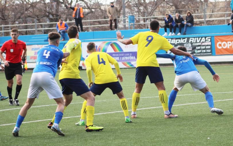 Tercera #RFEF 22-23 (Grup 5). Jornada 22. FE GRAMA - UE CASTELLDEFELS: 1-0. Decideix un córner