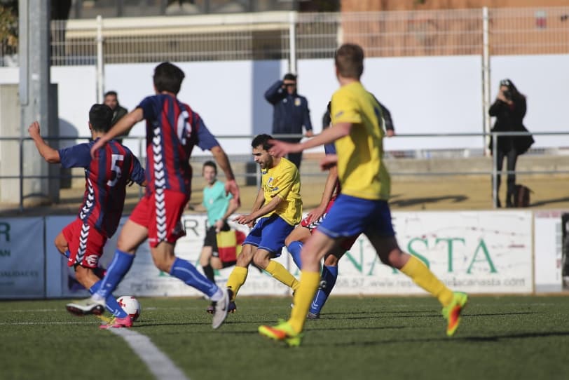 Jornada 21. UE CASTELLDEFELS - CF GAVÀ: 4-1. Contundent estrena del 2018 als Canyars